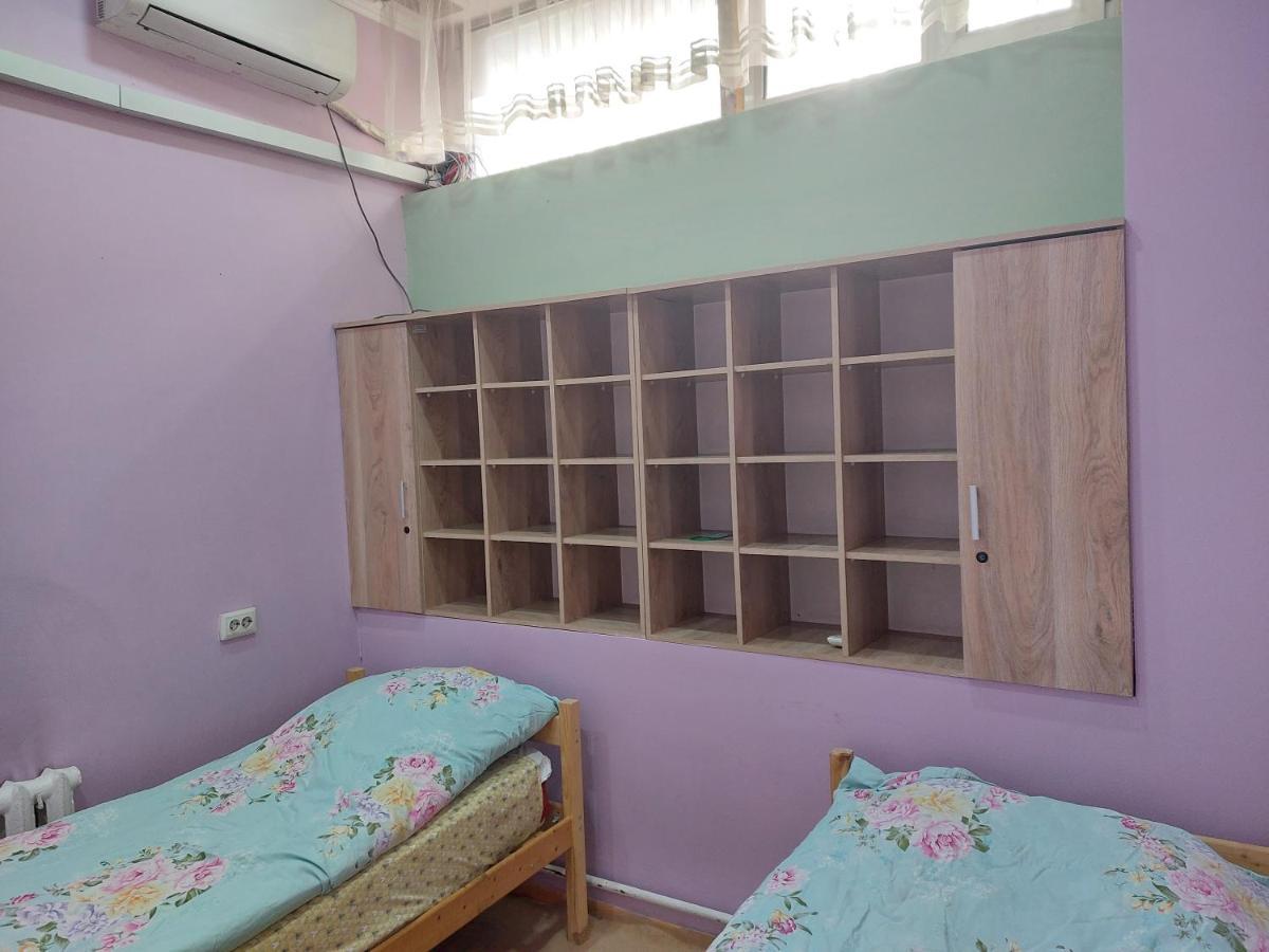 Konok Center Osh Hotell Rom bilde